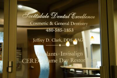 Reach Scottsdale Cosmetic Dentistry Excellence at 480-585-1853.