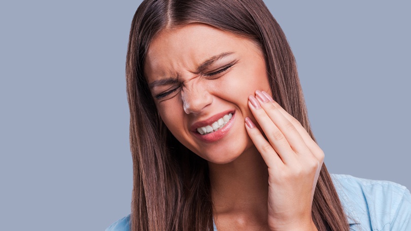 Whether or not to pull a wisdom tooth with a cavity depends on a number of factors, but dentists often will recommend extraction.